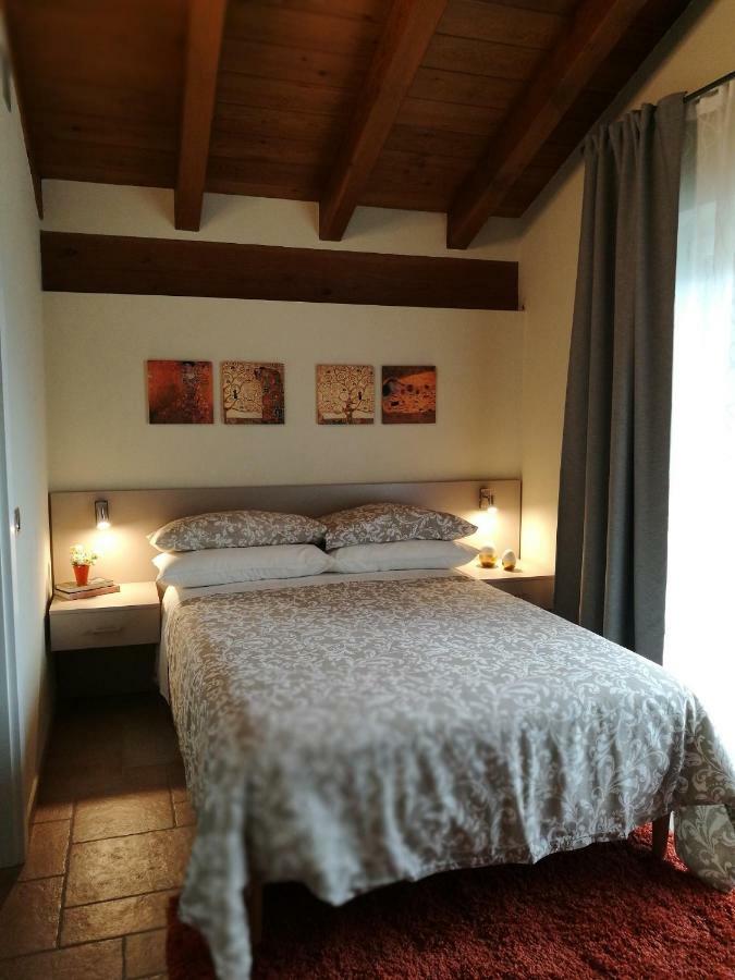 A&G Apartment Aosta - Elegante Casa 100 Mq Su Due Piani Con Wi-Fi-Giardino-Parcheggio ภายนอก รูปภาพ